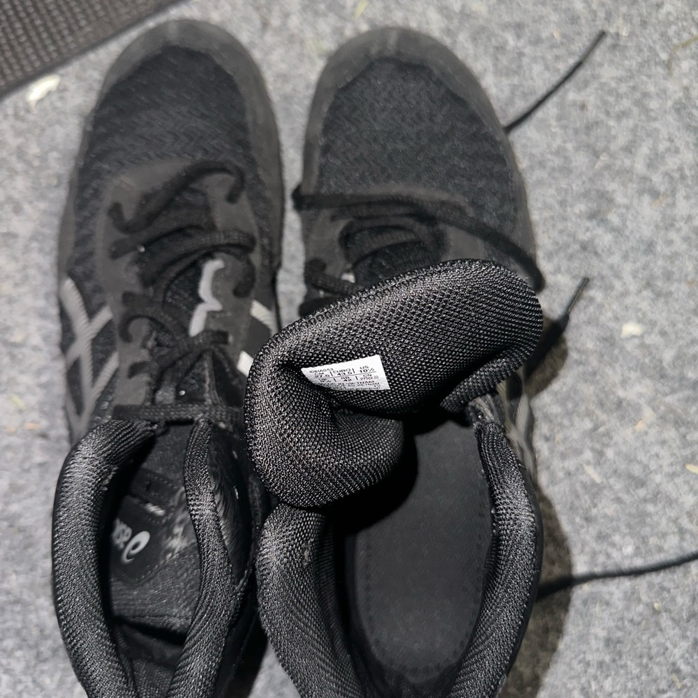 ASICS Black and Gray Running Shoes